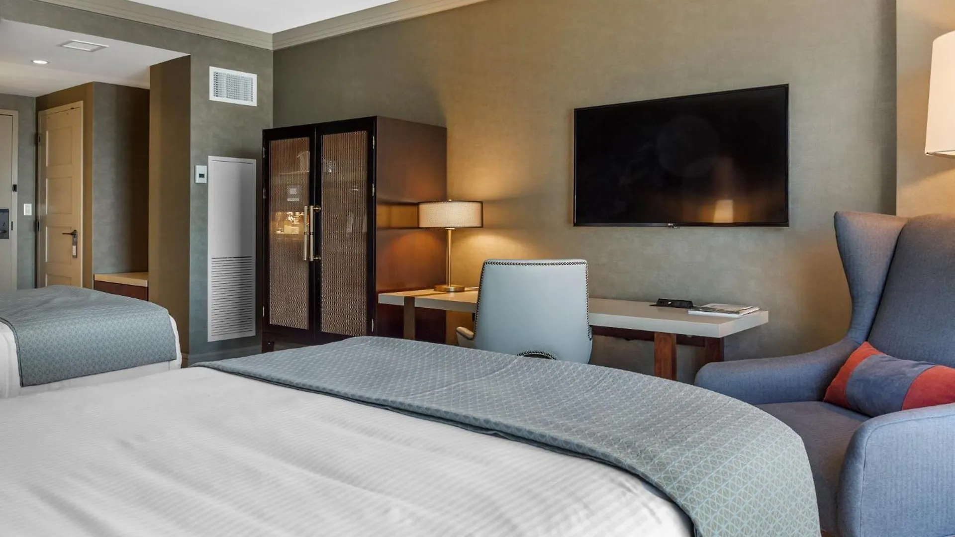 Omni Louisville Hotel 4*,  United States