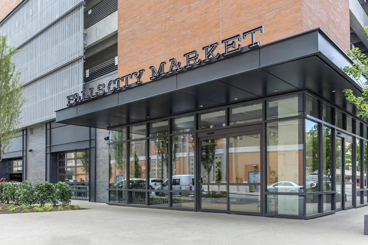 ****  Omni Louisville Hotel United States