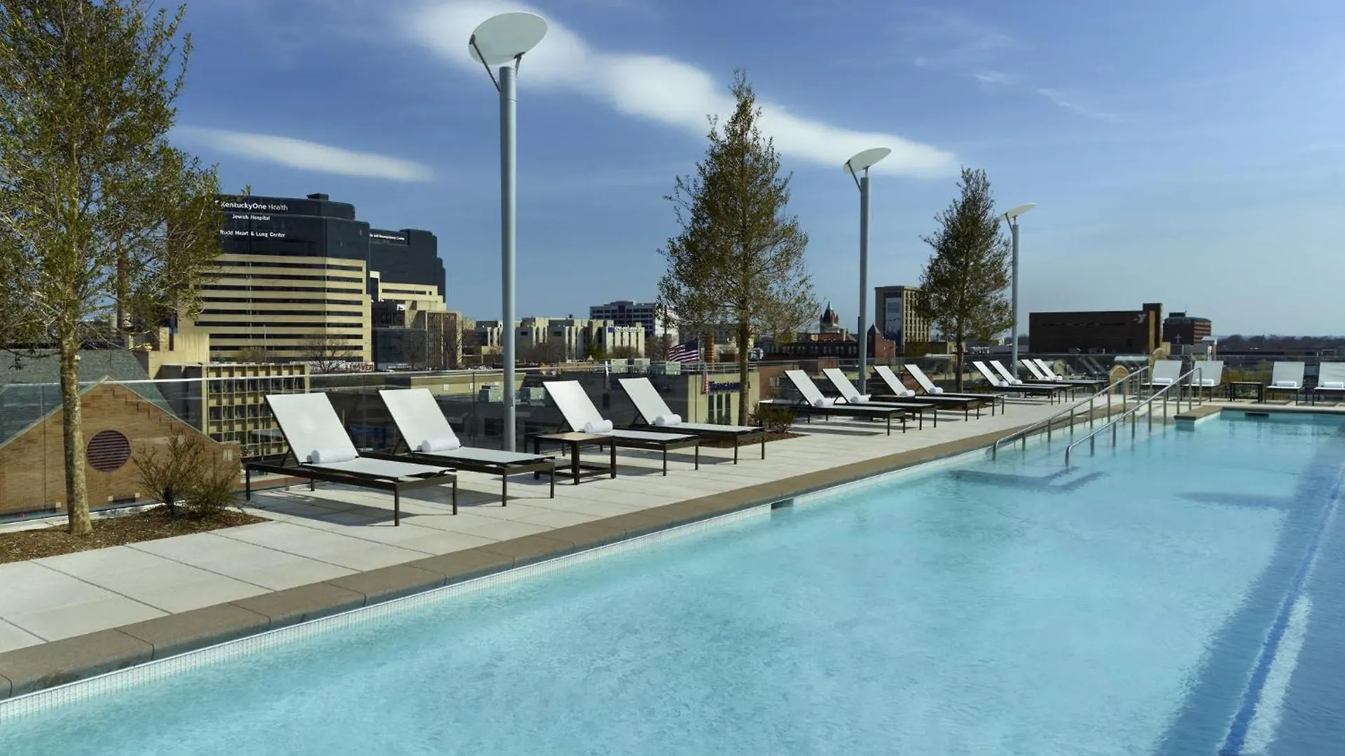 Omni Louisville Hotel 4*,